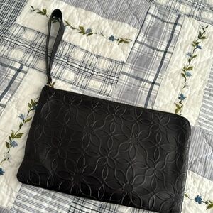Hobo wristlet purse in perfect condition